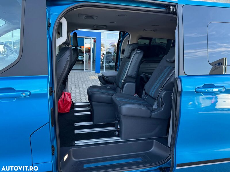 Ford Tourneo Custom